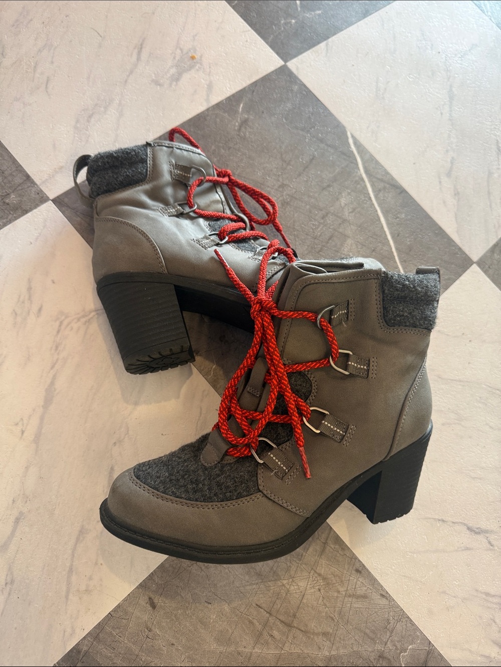 Sonoma Women's Grey Ankle Boot with Red Laces
